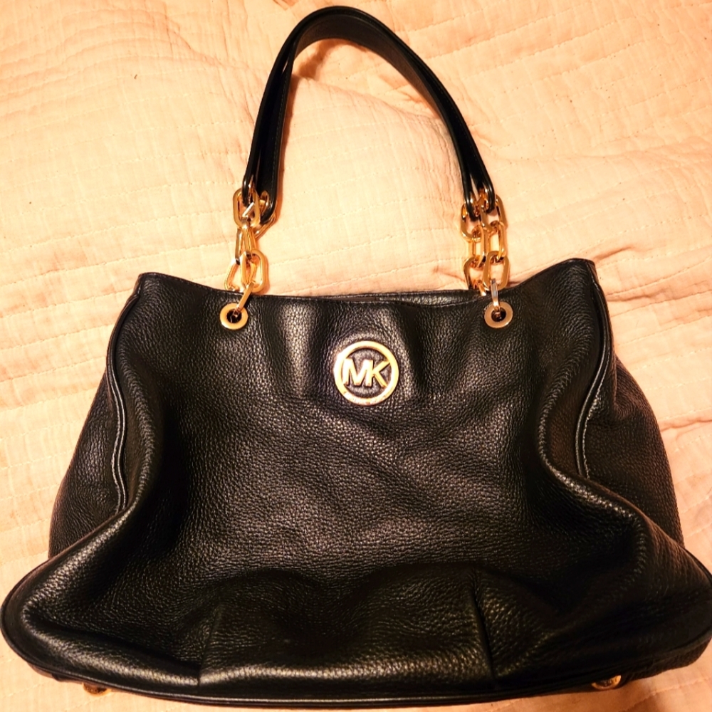 Michael Kors Chainlink Shoulder Bag